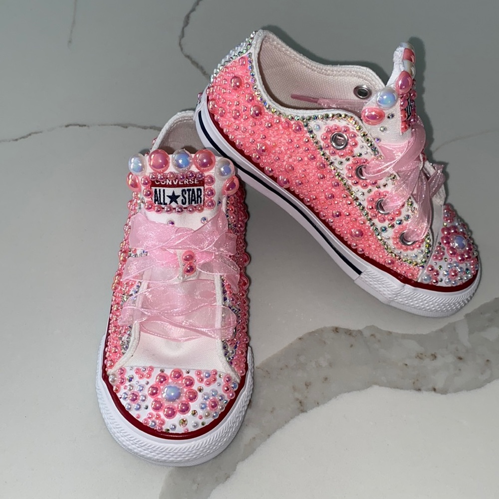 Custom toddler Converse size 8